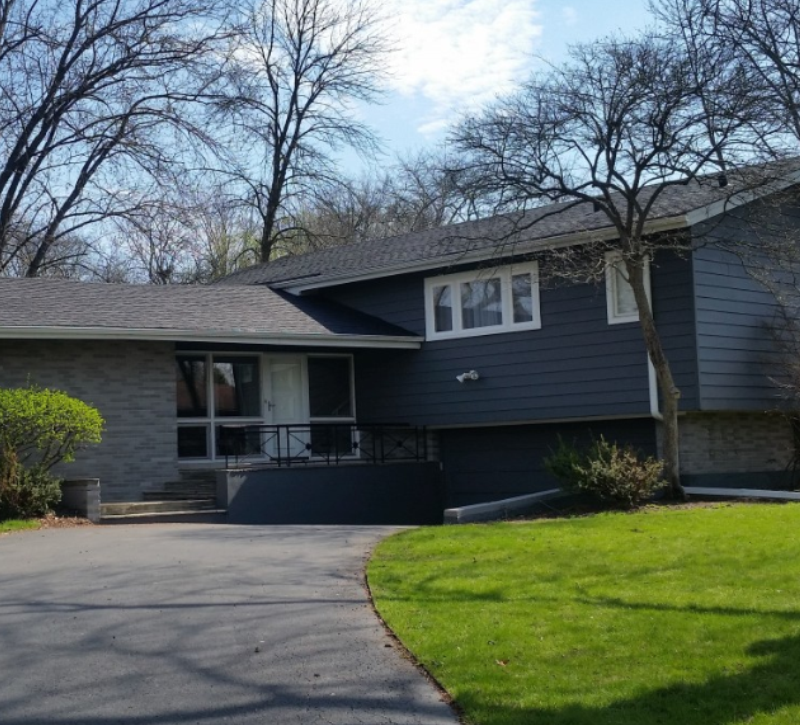 How to Match Roof Shingles to House colour-A Guide