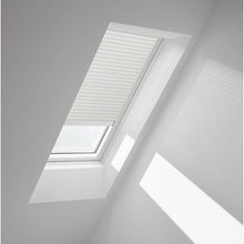 Load image into Gallery viewer, Fixed Deck Mount Skylight With Manual Operated Room Darkening Blind
